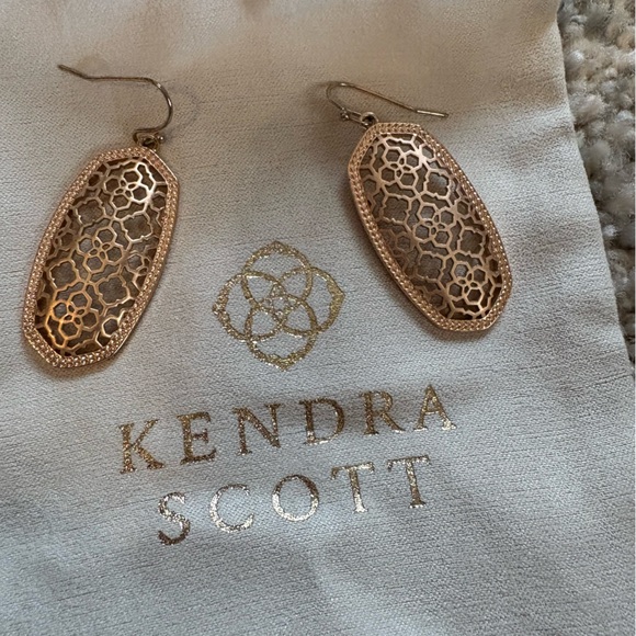 Kendra Scott Jewelry - Kendra Scott Elle Filagree earrings Rose gold